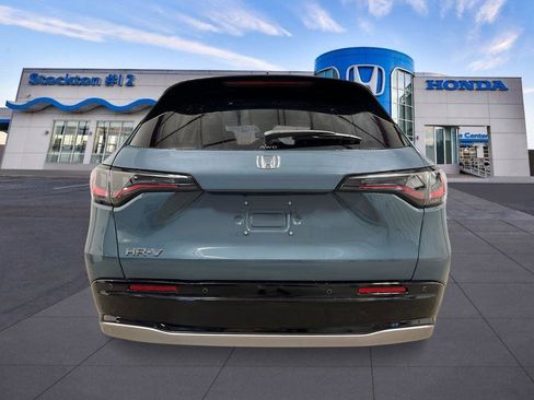 New 2026 Honda HR-V EX-L image 4