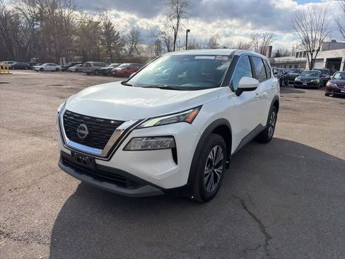 Used 2023 Nissan Rogue SV image 33