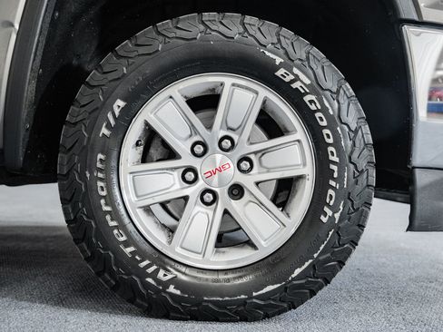 Used 2017 GMC Sierra 1500 SLE w/ SLE Value Package image 22