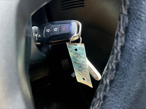 Used 2019 Ford Ranger XLT w/ Equipment Group 301A Mid image 13