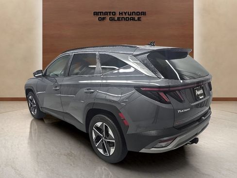Certified 2025 Hyundai Tucson SEL AWD/4WD image 3