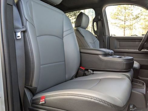 New 2024 RAM 3500 Tradesman w/ Chrome Appearance Group image 36