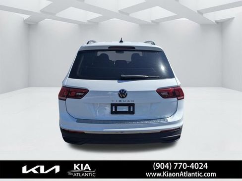 Used 2023 Volkswagen Tiguan S image 4