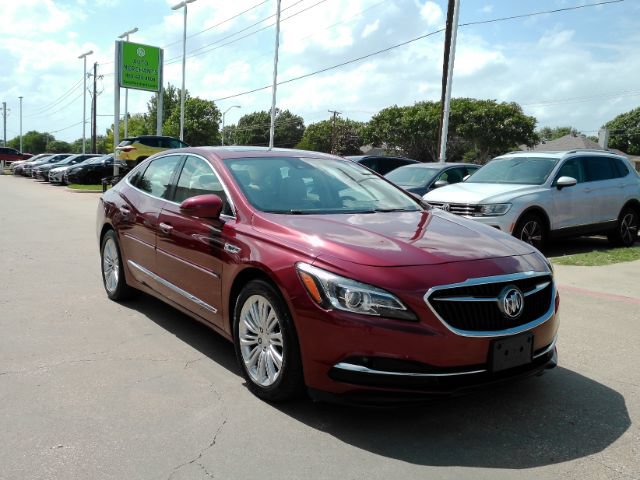 Used 2017 Buick LaCrosse Premium w/ Sun and Shade Package FWD image 4