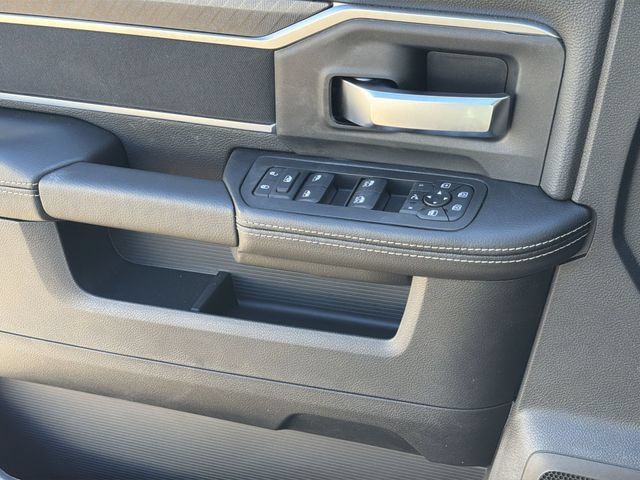 New 2026 RAM 2500 Big Horn AWD/4WD image 27