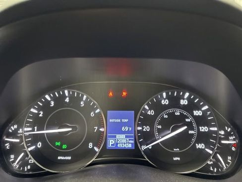 Used 2019 Nissan Armada SL w/ Premium Package AWD/4WD image 7