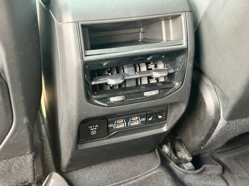 Used 2022 Jeep Grand Cherokee Overland AWD/4WD image 26