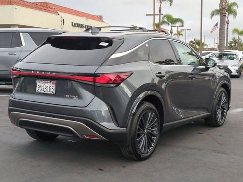 Used 2025 Lexus RX 350h w/ Convenience Package image 5