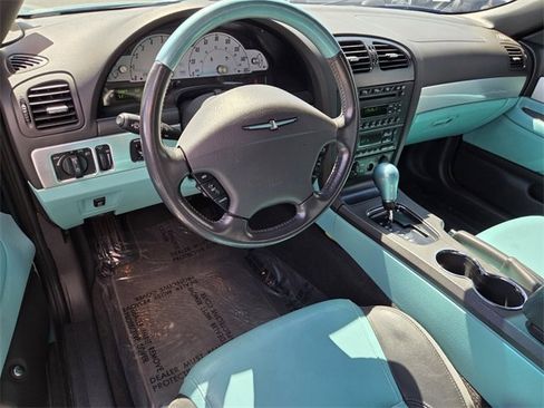 Used 2002 Ford Thunderbird image 14