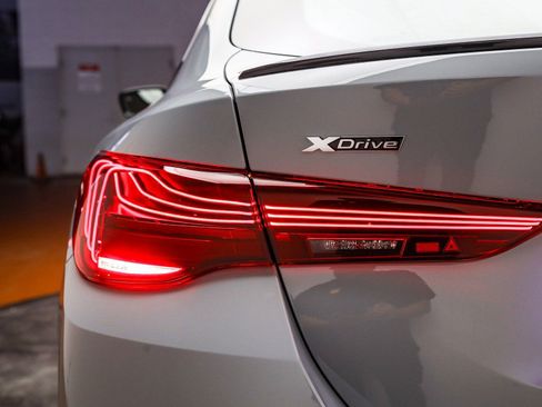 New 2026 BMW 440i xDrive w/ Premium Package image 9