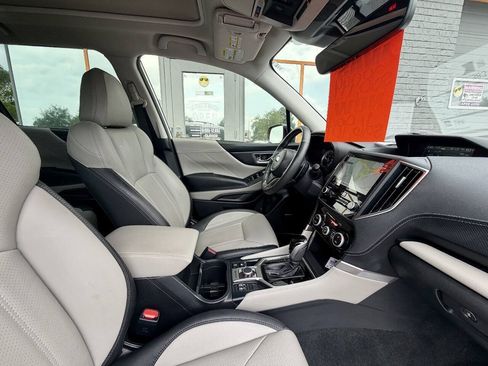 Used 2023 Subaru Forester Limited w/ Popular Package #3 AWD/4WD image 30