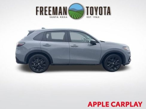 Used 2024 Honda HR-V Sport image 3