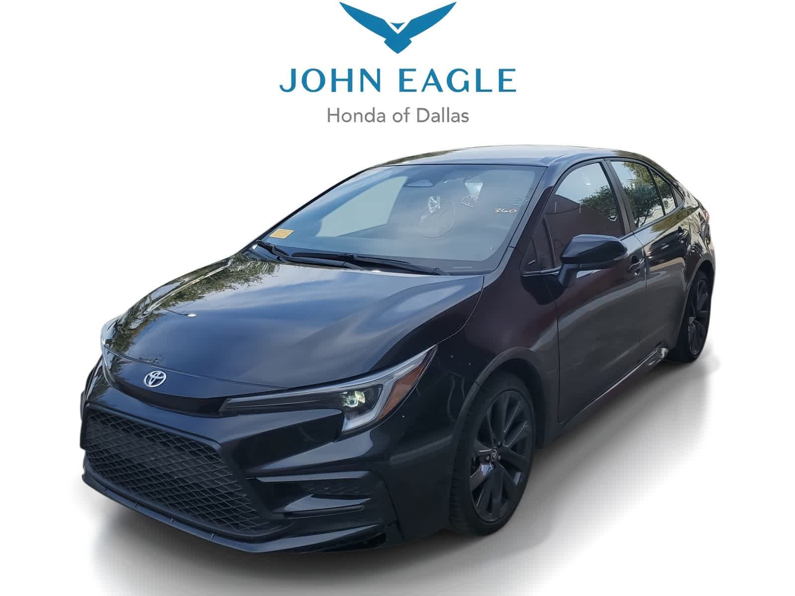 Used 2025 Toyota Corolla SE FWD image 1