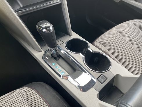 Used 2017 Chevrolet Equinox LT w/ Convenience Package image 21