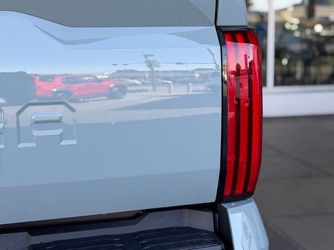 New 2026 Toyota Tundra Limited AWD/4WD image 12