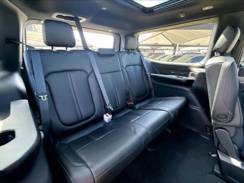 New 2026 Jeep Grand Wagoneer Limited AWD/4WD image 24