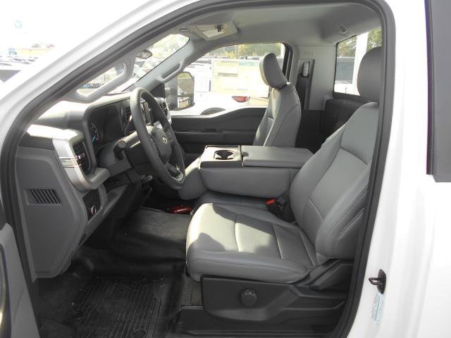 New 2024 Ford F550 4x4 Regular Cab Super Duty image 19