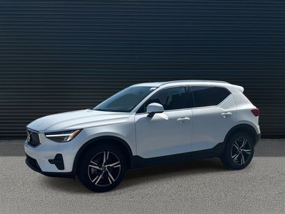 Certified 2025 Volvo XC40 B5 Core