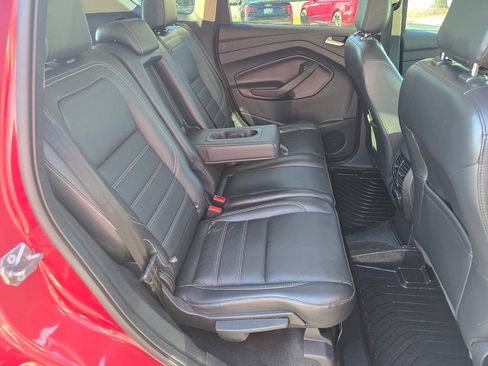 Used 2019 Ford Escape Titanium FWD image 20