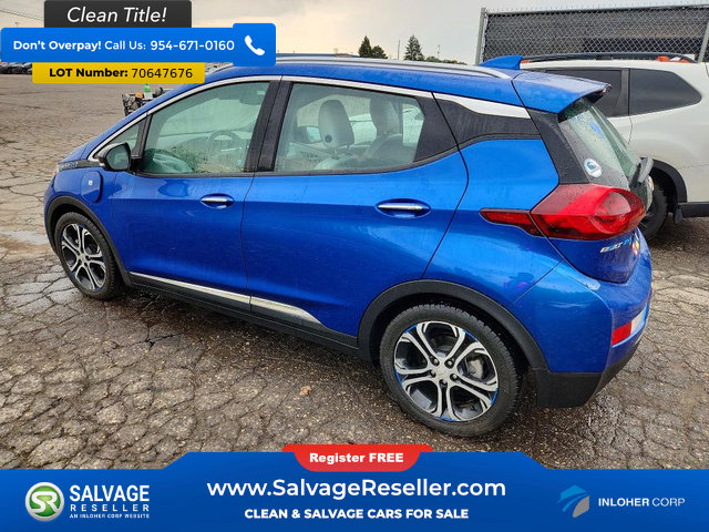Used 2019 Chevrolet Bolt Premier w/ Infotainment Package FWD image 3