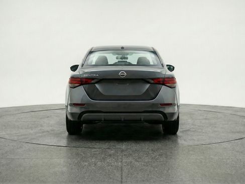 Used 2025 Nissan Sentra SV image 7