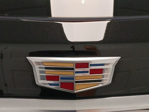 Used 2025 Cadillac XT5 Premium Luxury w/ Technology Package AWD/4WD image 27