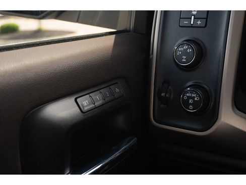 Used 2015 GMC Sierra 1500 Denali AWD/4WD image 30