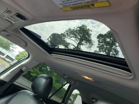 Used 2016 Subaru Outback 2.5i Limited AWD/4WD image 23