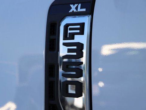 New 2025 Ford F350 XL RWD image 3