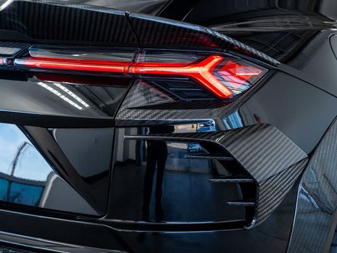 Used 2022 Lamborghini Urus image 39