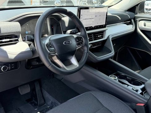 Used 2026 Ford Explorer Active RWD image 31