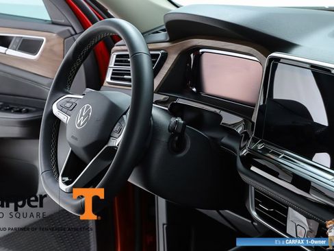 Used 2024 Volkswagen Atlas SE FWD image 35