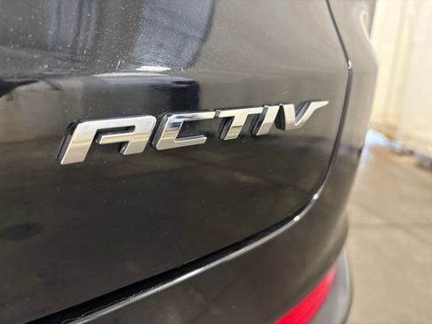 Used 2023 Chevrolet TrailBlazer ACTIV w/ Convenience Package AWD/4WD image 40
