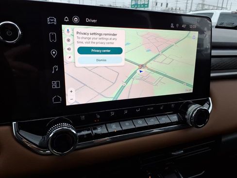 Used 2023 GMC Canyon AT4 w/ AT4 Premium Package image 25