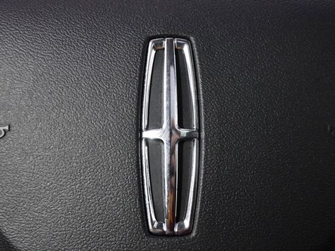 New 2025 Lincoln Corsair Reserve w/ Jet Appearance Package image 32