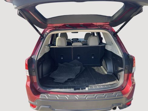 Used 2019 Subaru Forester Limited AWD/4WD image 26