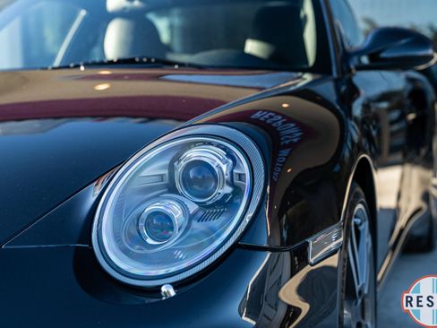 Used 2010 Porsche 911 Turbo AWD/4WD image 35