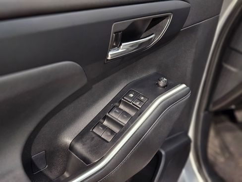 Used 2024 Toyota Highlander XLE image 21