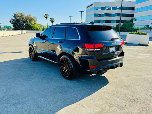 Used 2014 Jeep Grand Cherokee SRT8 w/ Luxury Group II image 17