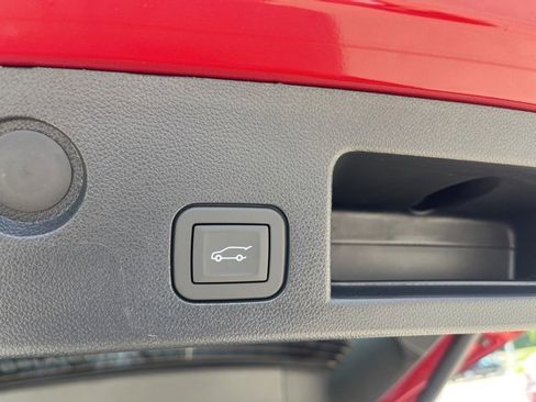 New 2026 Chevrolet Equinox ACTIV w/ LPO, Floor Liner Package image 7