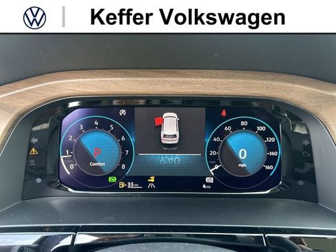 New 2026 Volkswagen Atlas SE FWD image 19