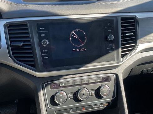 Used 2021 Volkswagen Atlas SE w/ Panoramic Sunroof Package image 15