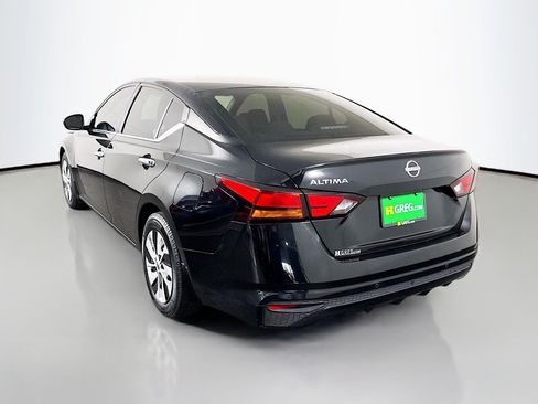 Used 2023 Nissan Altima 2.5 S FWD image 7