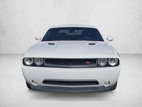 Used 2014 Dodge Challenger R/T image 2