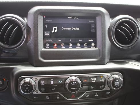 Used 2022 Jeep Wrangler Unlimited Sport AWD/4WD image 14