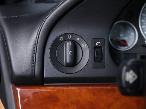 Used 2003 BMW M5 image 52