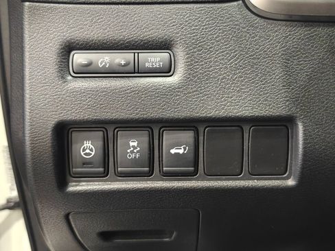Used 2017 Nissan Murano Platinum w/ Platinum Technology Package AWD/4WD image 15