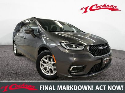 Used 2022 Chrysler Pacifica Touring-L
