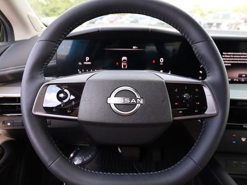 Certified 2025 Nissan Murano SL AWD/4WD image 12