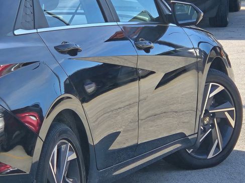 Used 2024 Hyundai Elantra SEL w/ Convenience Package image 20